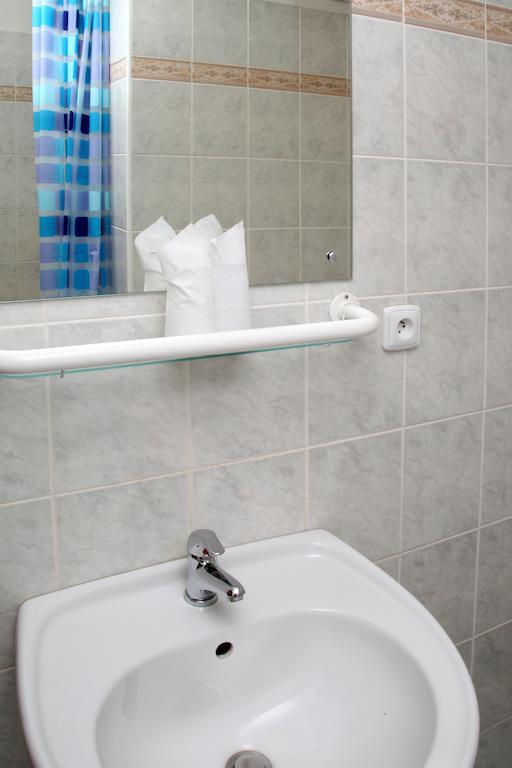 Hotel Mondeo Prag Zimmer foto